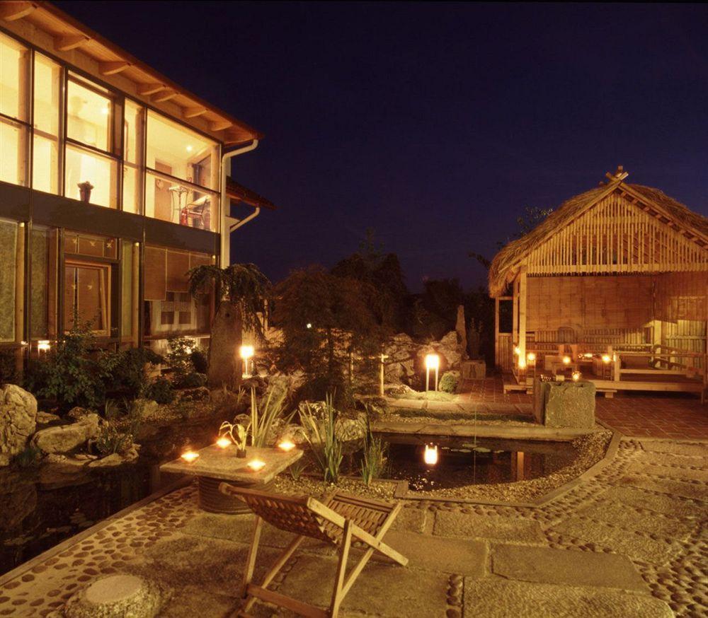 Ayurveda Resort Mandira Bad Waltersdorf Buitenkant foto